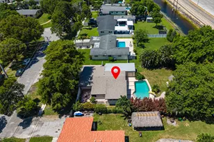 880 E Acre Dr, Plantation, FL 33317 - Photo 3