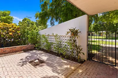 880 E Acre Drive, Plantation, FL 33317 - Photo 5