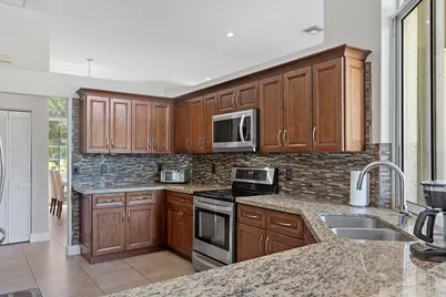 875 Bayside Lane, Weston, FL 33326 - Photo 15