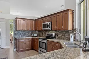 875 Bayside Ln, Weston, FL 33326 - Photo 15