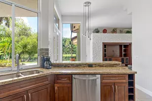 875 Bayside Ln, Weston, FL 33326 - Photo 13