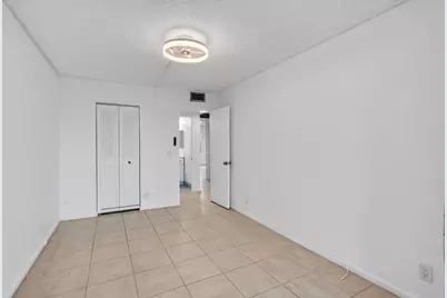 4028 Hythe B, Boca Raton, FL 33434 - Photo 47