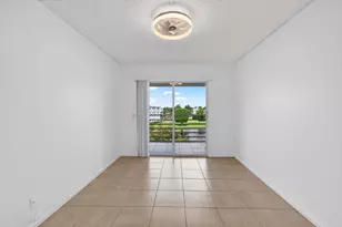 4028 Hythe B, Boca Raton, FL 33434 - Photo 9