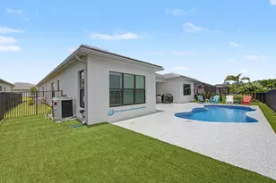 12241 SW Saltwater Dr, Port Saint Lucie, FL 34987 - Photo 29