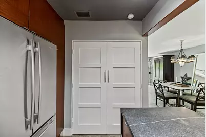 281 NE 16th Place #Unit 403, Fort Lauderdale, FL 33305 - Photo 5