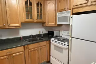 2 Canterbury A, West Palm Beach, FL 33417 - Photo 1
