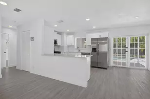 514 Riverside Dr, Palm Beach Gardens, FL 33410 - Photo 9