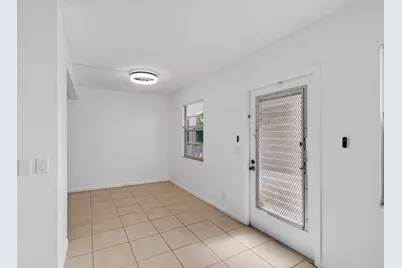 4028 Hythe B, Boca Raton, FL 33434 - Photo 17
