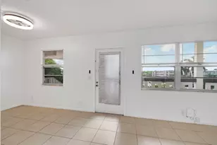 4028 Hythe B, Boca Raton, FL 33434 - Photo 11