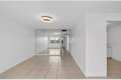 4028 Hythe B, Boca Raton, FL 33434 - Photo 3