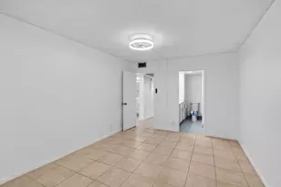 4028 Hythe B, Boca Raton, FL 33434 - Photo 31