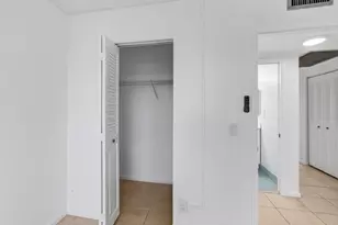 4028 Hythe B, Boca Raton, FL 33434 - Photo 45