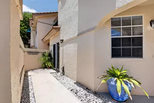 6665 Via Regina, Boca Raton, FL 33433 - Photo 3