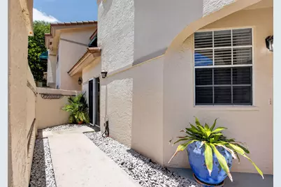 6665 Via Regina, Boca Raton, FL 33433 - Photo 3