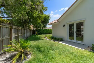 23173 L'ermitage Circle, Boca Raton, FL 33433 - Photo 43