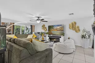 6021 Adriatic Way, West Palm Beach, FL 33413 - Photo 15
