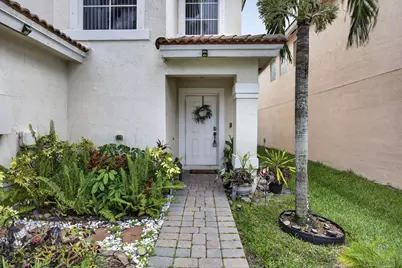 6021 Adriatic Way, West Palm Beach, FL 33413 - Photo 5