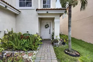 6021 Adriatic Way, West Palm Beach, FL 33413 - Photo 5