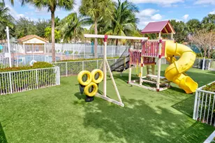6021 Adriatic Way, West Palm Beach, FL 33413 - Photo 47