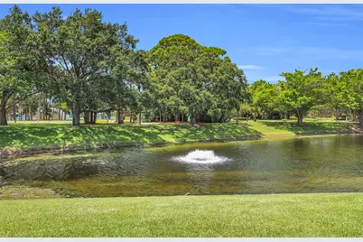 1119 11th Lane, Palm Beach Gardens, FL 33418 - Photo 3