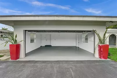 5981 NE 22nd Way, Fort Lauderdale, FL 33308 - Photo 11