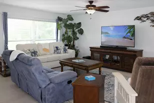2066 5th Ct SE, Vero Beach, FL 32962 - Photo 5