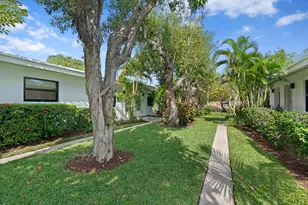 241 NE 10th St, Delray Beach, FL 33444 - Photo 9