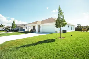 5048 SE Alicia St, Stuart, FL 34997 - Photo 21