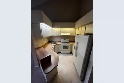 4215 S 57th Avenue #E, Greenacres, FL 33463 - Photo 13