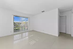 2755 NE 28th Ave, Lighthouse Point, FL 33064 - Photo 11