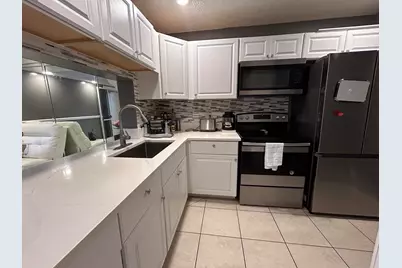 1007 Green Pine Boulevard #F3, West Palm Beach, FL 33409 - Photo 7