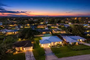 651 SE Degan Dr, Port Saint Lucie, FL 34983 - Photo 5