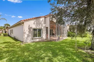 390 NW Breezy Point Loop, Port Saint Lucie, FL 34986 - Photo 19