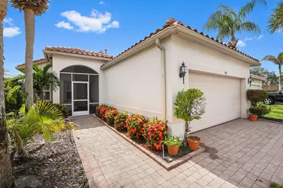 390 NW Breezy Point Loop, Port Saint Lucie, FL 34986 - Photo 1
