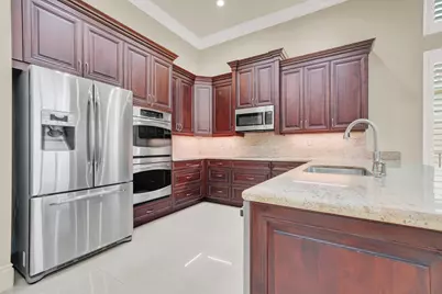 10469 Whitewind Circle, Boynton Beach, FL 33473 - Photo 15