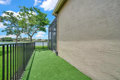10469 Whitewind Circle, Boynton Beach, FL 33473 - Photo 39