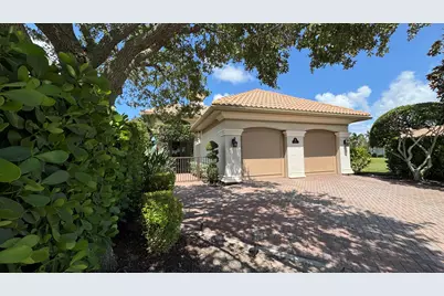 102 SE Rio Palermo, Port Saint Lucie, FL 34984 - Photo 1