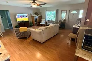 2060 NW 37th St, Oakland Park, FL 33309 - Photo 15