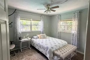 2060 NW 37th St, Oakland Park, FL 33309 - Photo 25