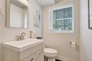 1325 Middle River Dr, Fort Lauderdale, FL 33304 - Photo 21