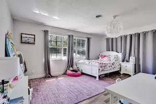 1325 Middle River Dr, Fort Lauderdale, FL 33304 - Photo 25
