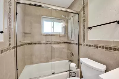300 SW 19th Avenue, Fort Lauderdale, FL 33312 - Photo 23