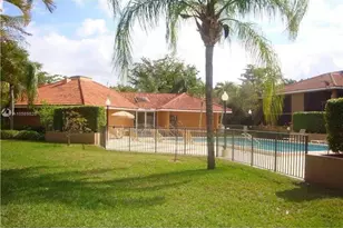 729 NW 103rd Terrace, Pembroke Pines, FL 33026 - Photo 9