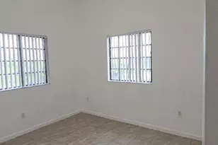 2801 Riverside Dr, Coral Springs, FL 33065 - Photo 9