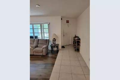 5165 SW 10th Court, Margate, FL 33068 - Photo 7
