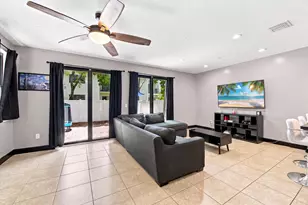 4817 NW 59th St, Tamarac, FL 33319 - Photo 3