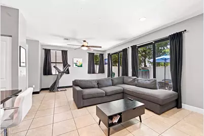 4817 NW 59th Street, Tamarac, FL 33319 - Photo 5