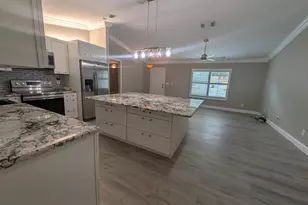 625 Coconut Ave N, Port Saint Lucie, FL 34952 - Photo 9
