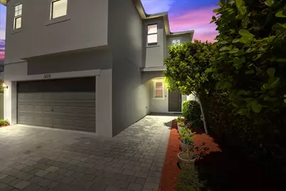 1826 Lake Cove Drive, Lake Worth, FL 33460 - Photo 5