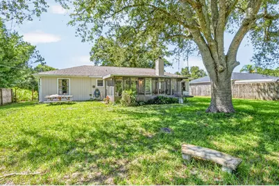 1034 Utah Street SE, Palm Bay, FL 32909 - Photo 11